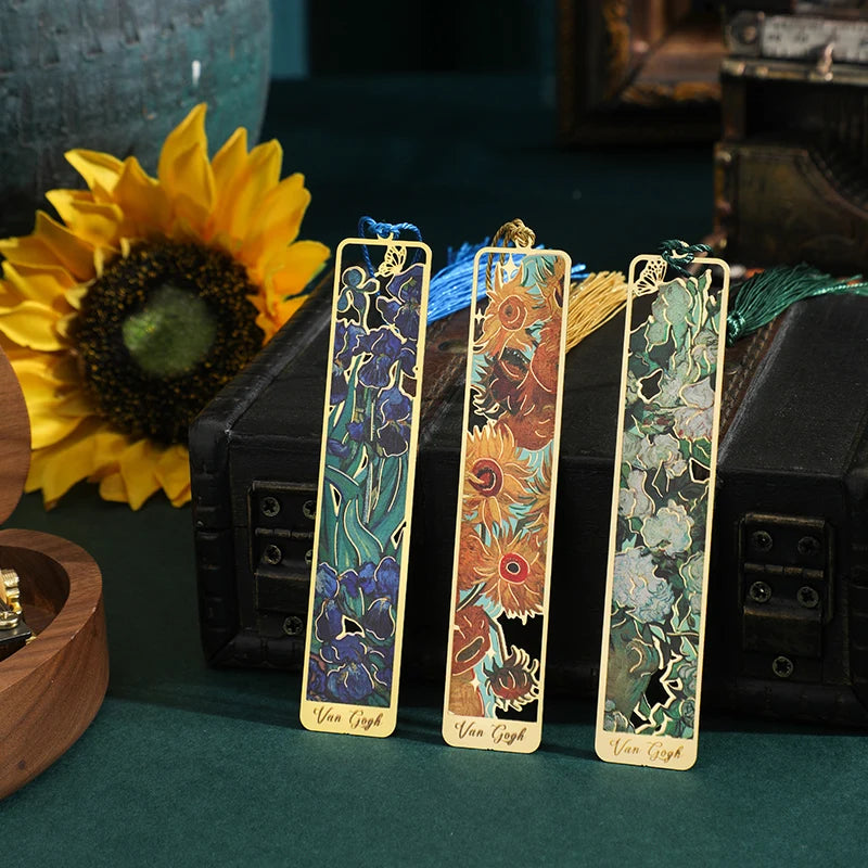 Metallic Floral Bookmark with Tassel – Elegant Gift for Readers & Creatives - ARTORIA